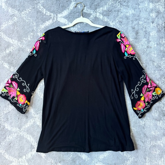 Vintage Collection Vibrant Black Embroidered Top Sheer 3/4 Bell Sleeves Boho (S) - Picture 2 of 14
